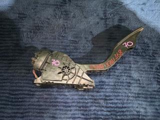 Педаль газа TOYOTA DYNA