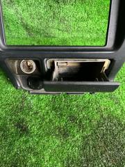 Консоль магнитофона TOYOTA HILUX SURF KDN185 2 ракурс