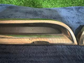 Заглушка бампера NISSAN ELGRAND PNE52 62087-1JB0A 3 ракурс