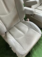 Сиденье переднее TOYOTA HARRIER MCU10 4 ракурс