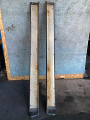 Подножка TOYOTA HILUX LN107 51083-35020 1 ракурс