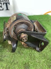 Подушка двигателя левая TOYOTA CARINA AT211 7AFE 3 ракурс Подушка двигателя левая TOYOTA CARINA AT211 7AFE 3 ракурс