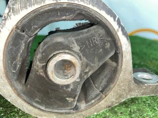 Подушка двигателя задняя NISSAN CUBE AZ10 CGA3DE 1132044B01 3 ракурс