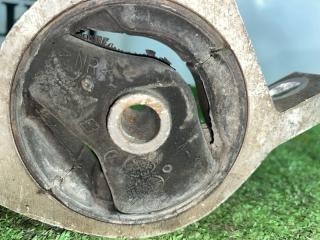 Подушка двигателя задняя NISSAN CUBE AZ10 CGA3DE 1132044B01 4 ракурс