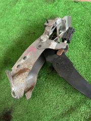 Педаль тормоза SUBARU FORESTER SH5 EJ205 36012SC030 5 ракурс