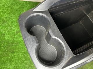 Бардачок между сиденьями TOYOTA VELLFIRE AGH30 5881058150C0 4 ракурс