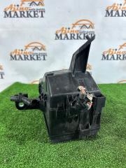 Блок предохранителей TOYOTA VELLFIRE AGH30 82741-58020 4 ракурс