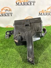 Блок предохранителей TOYOTA VELLFIRE AGH30 82741-58030 2 ракурс