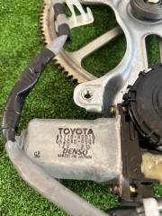 Стеклоподъемник правый передний TOYOTA HARRIER MCU10 85710-48010 3 ракурс