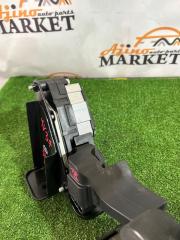 Педаль газа NISSAN SKYLINE YV37 180024GA4A 5 ракурс Педаль газа NISSAN SKYLINE YV37 180024GA4A 5 ракурс