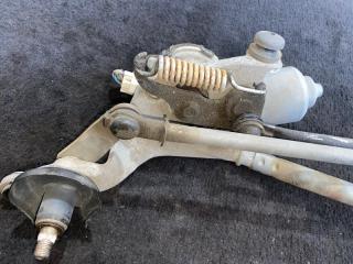 Механизм дворников TOYOTA RACTIS SCP100 2SZFE 85150-52300 4 ракурс