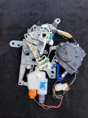 Замок двери правый задний MAZDA MPV LY3P 2 ракурс