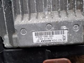 Блок efi HONDA STEPWGN RP4 37820-59B-963 2 ракурс