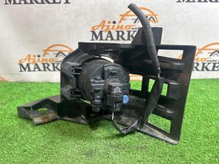 Туманка правая TOYOTA VOXY ZRR75 81481-28310 3 ракурс