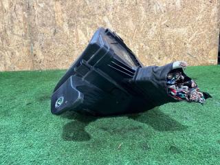 Блок предохранителей TOYOTA YARIS MXPA15 82741-K0050 4 ракурс