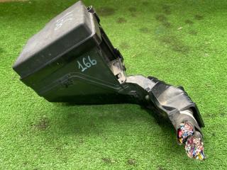 Блок предохранителей DAIHATSU TANTO LA660S KF 82641B2040 2 ракурс