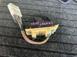 Пульт стеклоподъемника правый передний TOYOTA SPARKY S231E 8481397401 2 ракурс