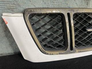 Решетка радиатора SUBARU FORESTER SF5 2 ракурс