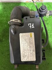 Корпус воздушного фильтра TOYOTA CAMI J102E K3VET 5 ракурс