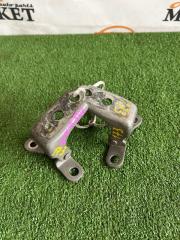 Петля дверная левая передняя HONDA AIRWAVE GJ1 2 ракурс Петля дверная левая передняя HONDA AIRWAVE GJ1 2 ракурс