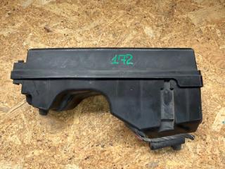 Блок предохранителей TOYOTA VISTA CV40 3CT 82720-32020 2 ракурс