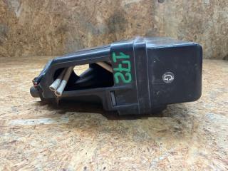 Блок предохранителей TOYOTA VISTA CV40 3CT 82720-32020 4 ракурс