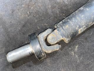 Карданный вал задний TOYOTA SPRINTER CE105 3CT 37110-12530 2 ракурс