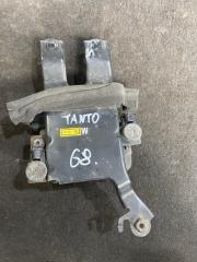 Блок круиз-контроля DAIHATSU TANTO LA660S 88210-B2100 4 ракурс Блок круиз-контроля DAIHATSU TANTO LA660S 88210-B2100 4 ракурс