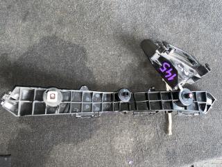 Крепление бампера левое заднее TOYOTA YARIS CROSS MXPJ15 52576-52210. 52563-52060 3 ракурс