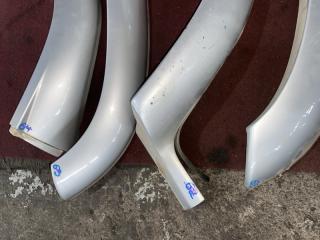 Дефендер TOYOTA HILUX SURF KZN130 61682-35903 2 ракурс