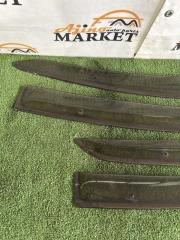 Ветровики комплект TOYOTA VITZ KSP90 67004-52302 2 ракурс Ветровики комплект TOYOTA VITZ KSP90 67004-52302 2 ракурс