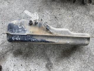 Топливный бак NISSAN DATSUN RMD22 QD32 17202-2S400 3 ракурс