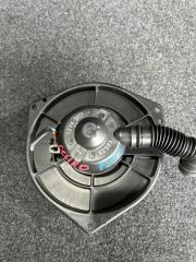 Фото запчасти мотор печки NISSAN CEFIRO контрактная запчасть Запчасть мотор печки NISSAN CEFIRO