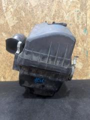 Корпус воздушного фильтра TOYOTA BELTA NCP96 17700-21120 3 ракурс Корпус воздушного фильтра TOYOTA BELTA NCP96 17700-21120 3 ракурс