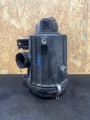 Корпус воздушного фильтра TOYOTA HIACE KDH205 17700-30160 2 ракурс