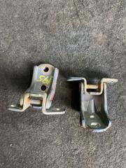 Петля дверная левая передняя NISSAN DATSUN RMD22 80421-2S400 4 ракурс
