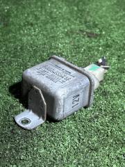 Реле стартера TOYOTA HIACE LH80 2L 28300-48010 5 ракурс Реле стартера TOYOTA HIACE LH80 2L 28300-48010 5 ракурс