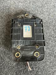 Датчик парковки NISSAN LEAF ZE1 284K1-5SA0A 3 ракурс