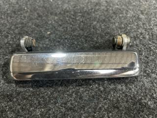 Ручка двери левая передняя NISSAN SAFARI WRGY60 1 ракурс Ручка двери левая передняя NISSAN SAFARI WRGY60 1 ракурс