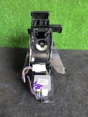 Селектор акпп TOYOTA AURIS NZE154 33560-12190 3 ракурс Селектор акпп TOYOTA AURIS NZE154 33560-12190 3 ракурс
