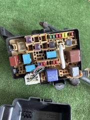 Блок предохранителей TOYOTA PREMIO ZZT245 1ZZFE 82741-63010 5 ракурс