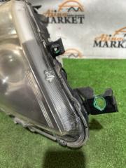 Фара правая TOYOTA ISIS ZGM15 44-73 2 ракурс