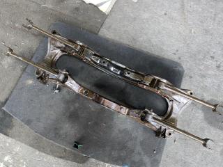 Балка подвески задняя TOYOTA SPRINTER AE104 4AFE 51206-12050 4 ракурс Балка подвески задняя TOYOTA SPRINTER AE104 4AFE 51206-12050 4 ракурс