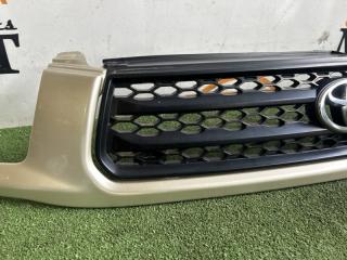 Решетка радиатора передняя TOYOTA RAV4 ACA21 53931-42020 3 ракурс Решетка радиатора передняя TOYOTA RAV4 ACA21 53931-42020 3 ракурс