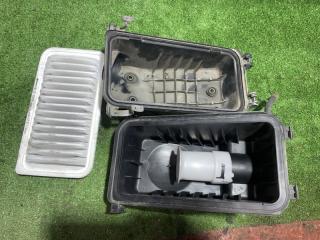 Корпус воздушного фильтра TOYOTA COROLLA FIELDER NZE124 1NZFE 17700-21070 5 ракурс
