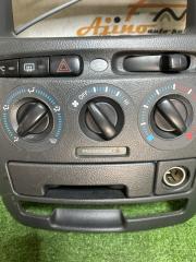 Блок управления климат-контролем TOYOTA PROBOX NCP59 55405-52190-B0 4 ракурс
