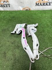 Петля капота TOYOTA COROLLA AXIO NZE144 5 ракурс Петля капота TOYOTA COROLLA AXIO NZE144 5 ракурс