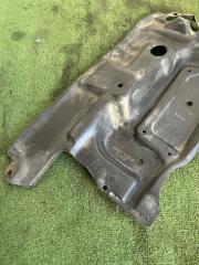 Защита двигателя правая передняя TOYOTA IPSUM ACM21 51441-44030 2 ракурс