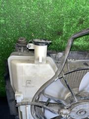 Радиатор основной TOYOTA PROBOX NCP55 1NZFE 16400-21070 2 ракурс
