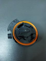 Запчасть датчик удара передний правый Audi А4 2017